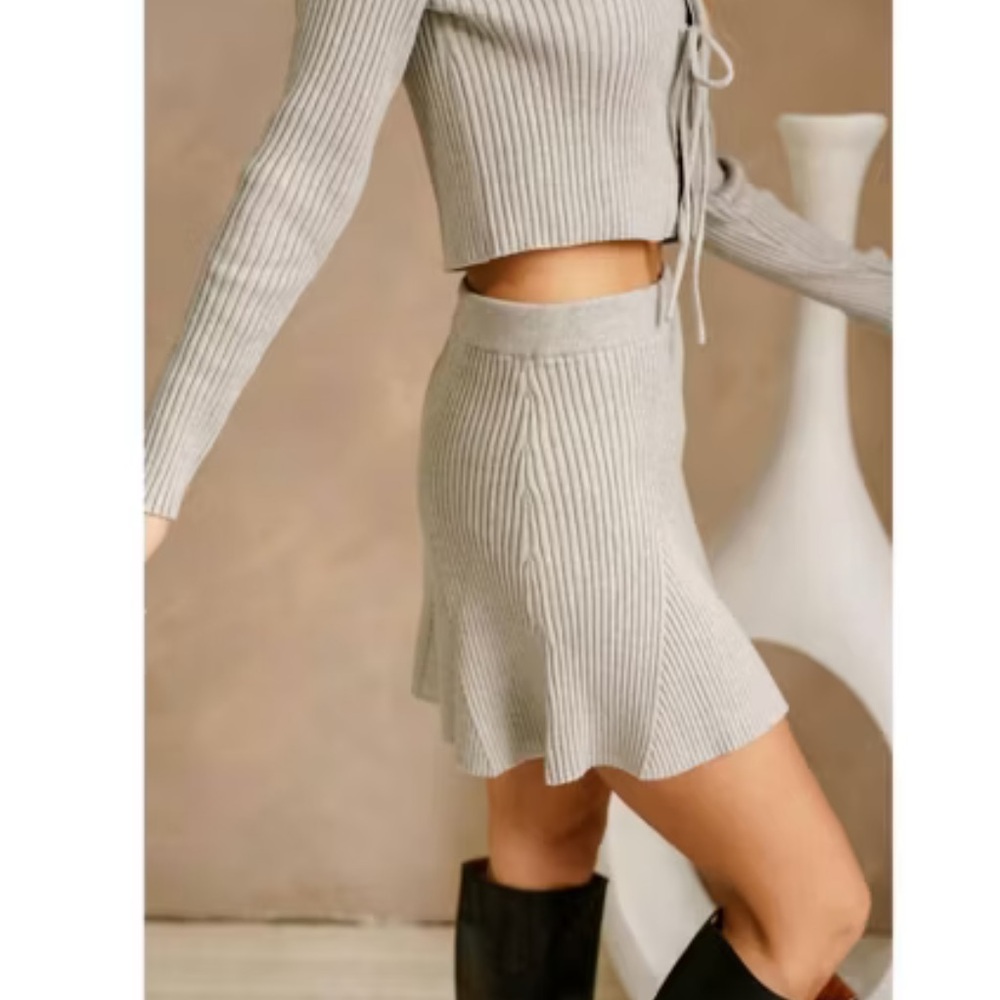 NWT MABLE Sweater Mini Skirt. NEW.